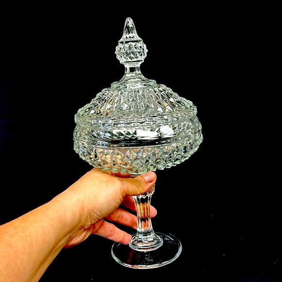 Vintage “Diamond Point “ clear glass 12”pedestal lidded candy dish/ compote - Picture 3 of 9